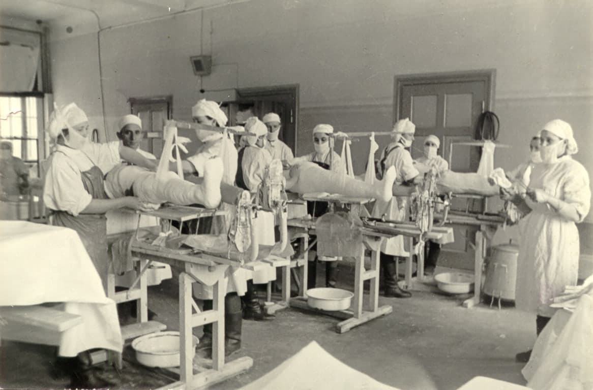 Operating theatre of a field mobile hospital